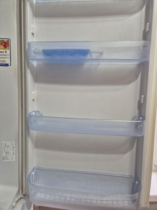 Холодильник Indesit