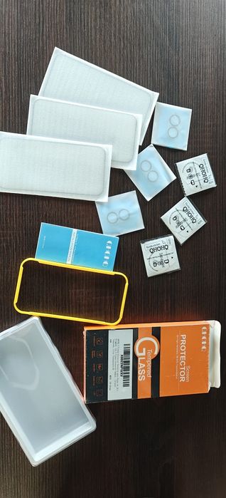 Folie sticla iPhone 16