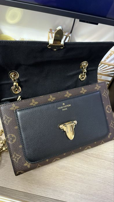 Дамска чанта Louis Vuitton