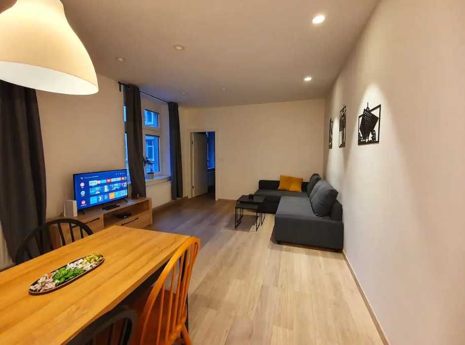 Дава се под наем Двустаен апартамент в Пловдив, Тракия - 58 кв.м за 260.1 € - Снимка #1