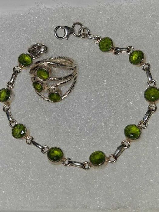 Нови сребърни обеци с камък султанит и комплекти