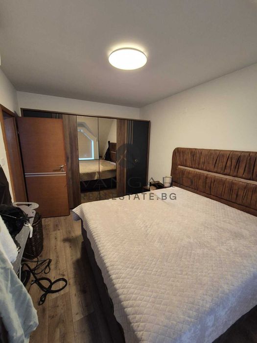 Продава се Тристаен апартамент в Пловдив, Кършияка - 117 кв.м за 1881 €/кв.м - Снимка #2