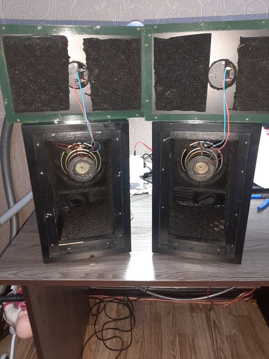 Продаю колонки от музыкального центра SONY G-80