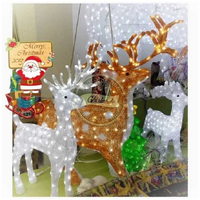 Iluminat festiv Craciun figurine luminoase gigant traversari carosabil