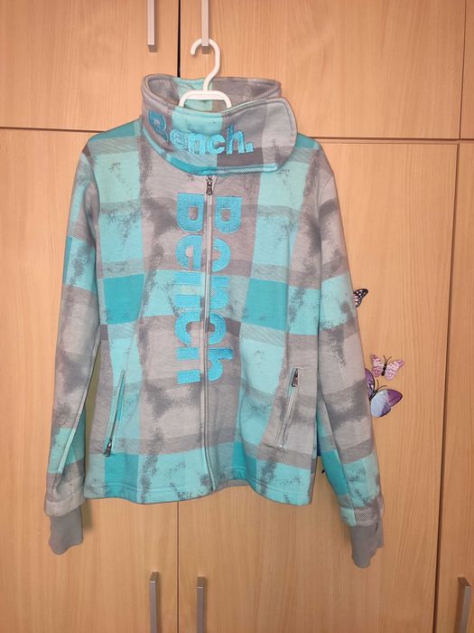 Jacheta sport albastra marimea M dama femei