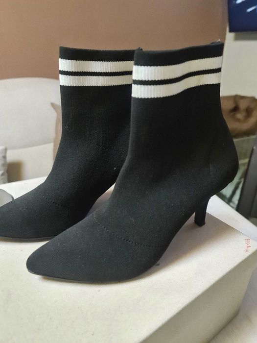 Продавам елегантни боти