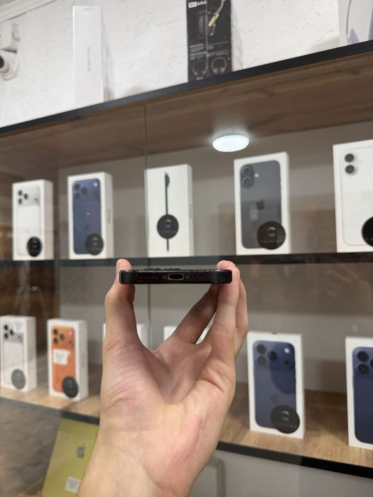 iPhone 16 Pro