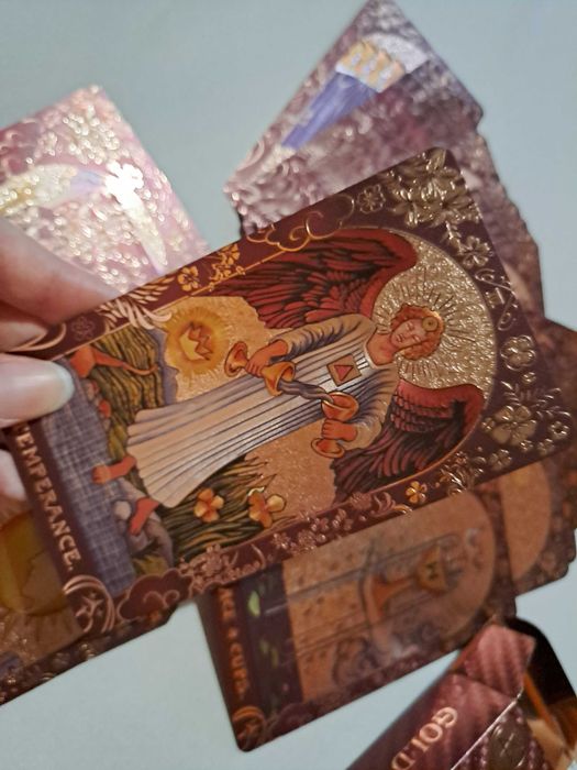 Карти таро луксозно издание