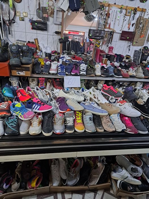 Adidași ,pantofi