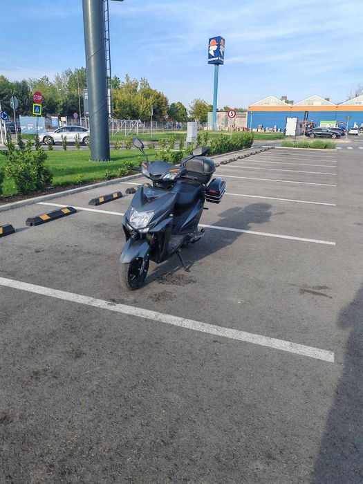Scuter electric viteza 25 km\h - 45 km\h