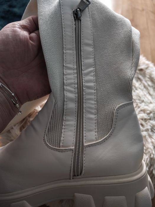 Ботуши платформа, високи до над колената, бежови