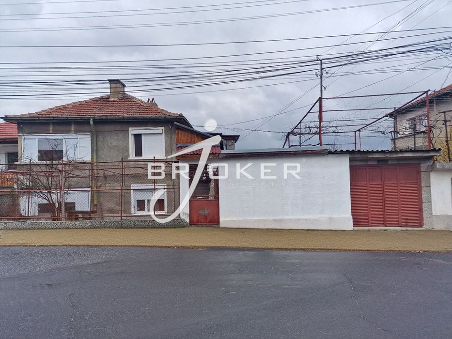 Продава се Къща в Кърджали, Веселчане - 115 кв.м за 754 €/кв.м - Снимка #1