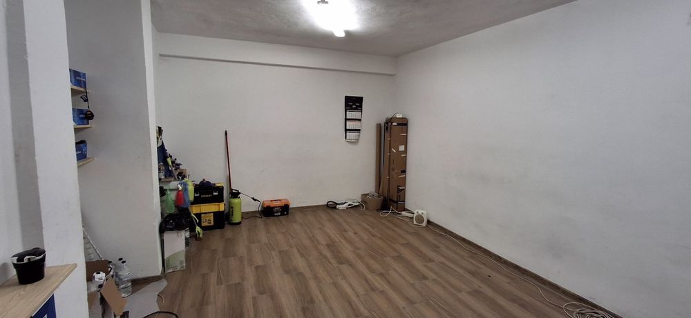 Гараж/складово помещение с маза под наем Варна