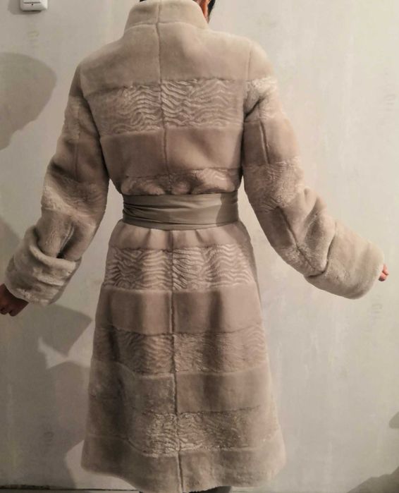 Шуба мутоновая серая