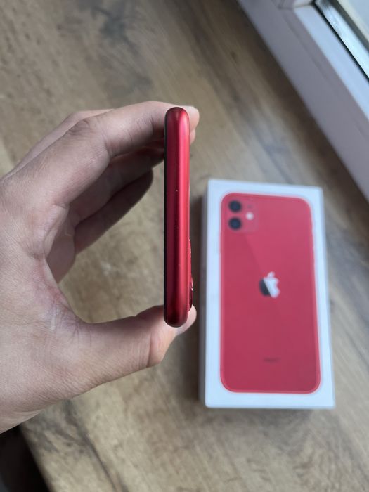 Iphone 11 red продам