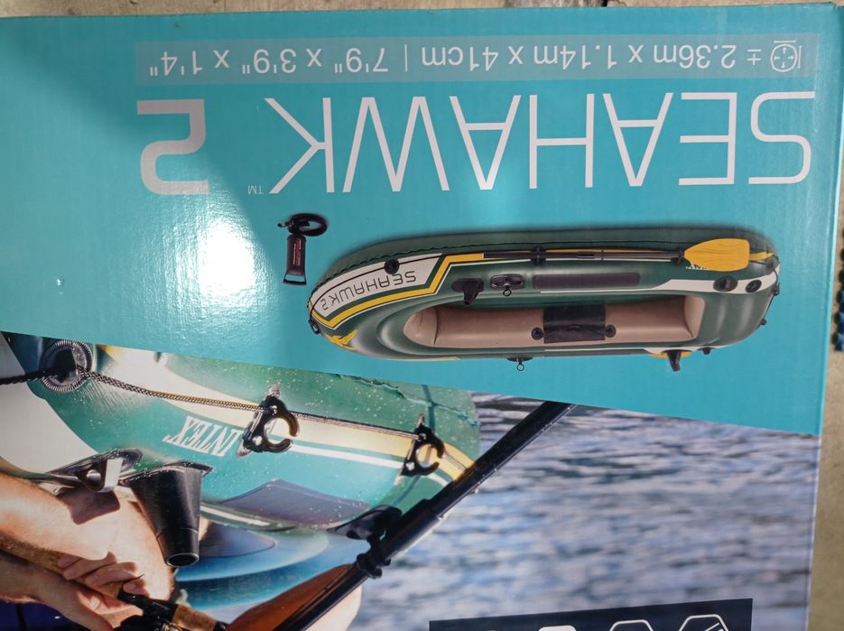 Надувная лодка фирма Интекс