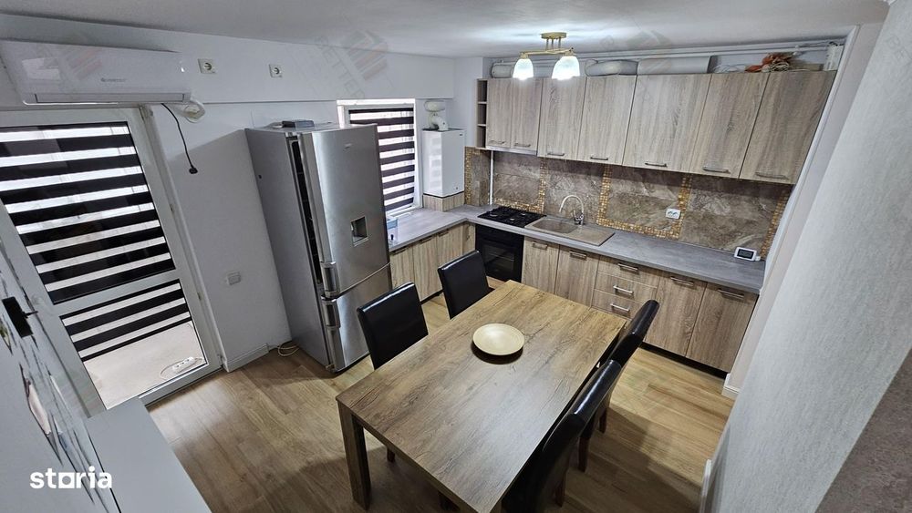 Apartament 3 camere decomandat, mobilat și utilat – Confort City