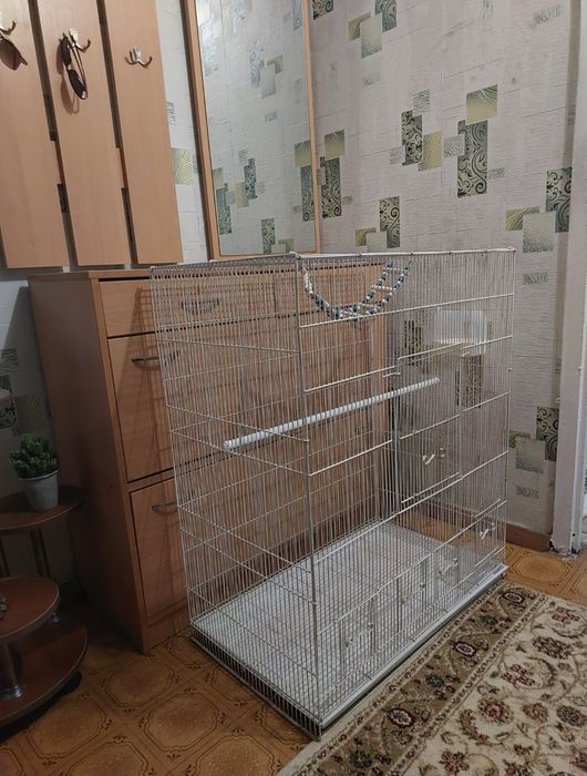 Клетка вольер попугайчикам
