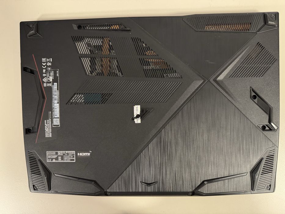 Laptop de gaming MSI Gf63 thin 10 scxr