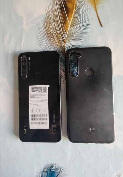 Redmi note 8. 4/64