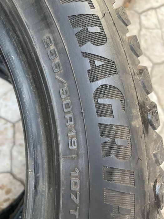 Продам  2шины GoodYeaR