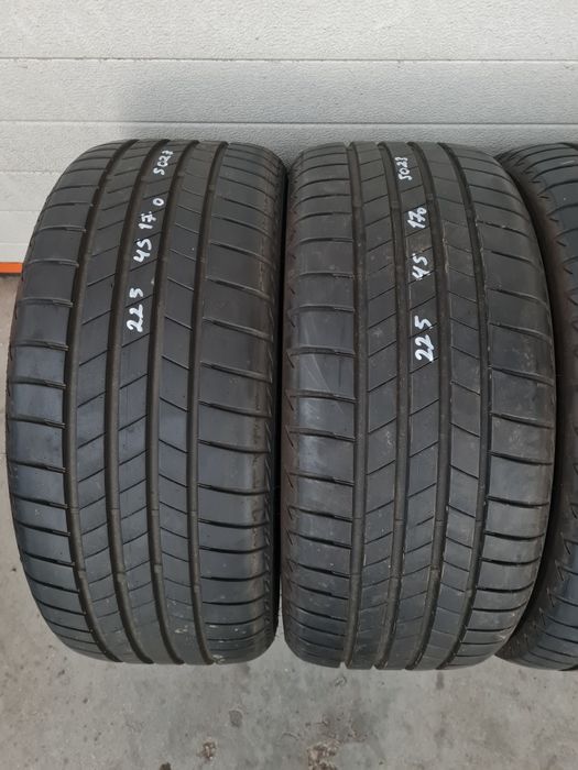 Летни гуми 4 броя BRIDGESTONE Turanza T005 225 45 R17 дот 5023