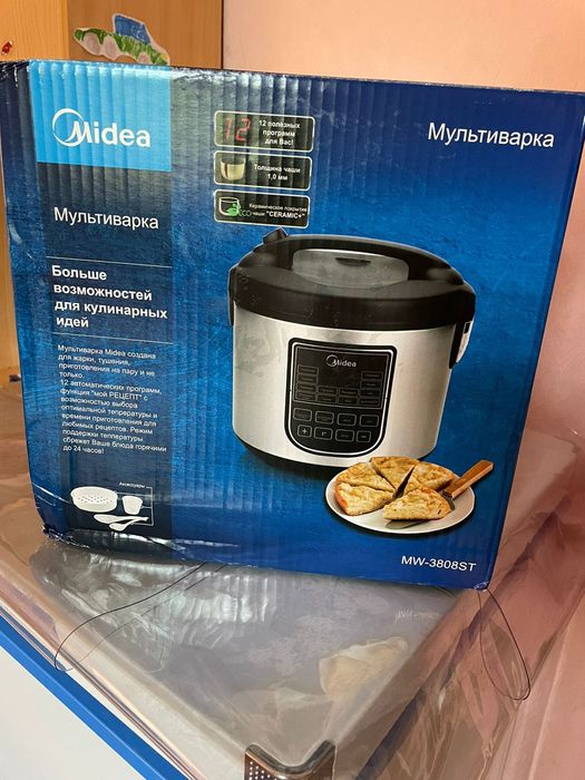 Мультиварка Midea MW-3808ST