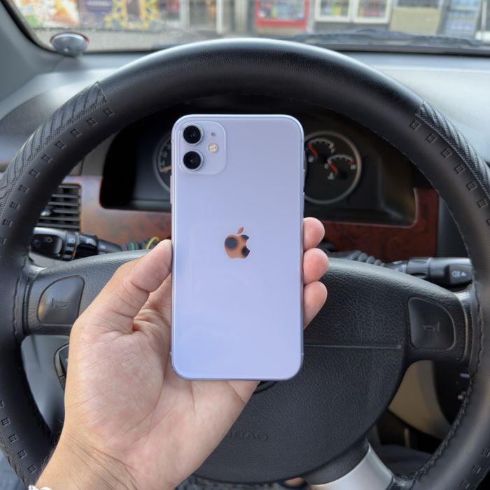 Iphone 11 64 gb 75% purple