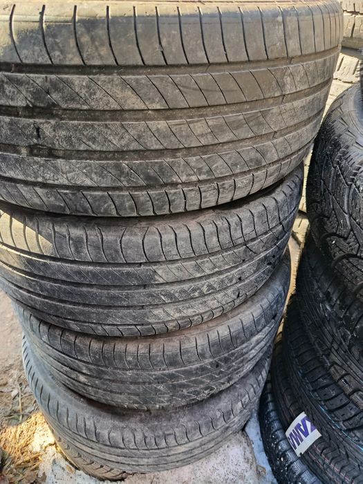 Michelin 225 45 R17 4шт комплект