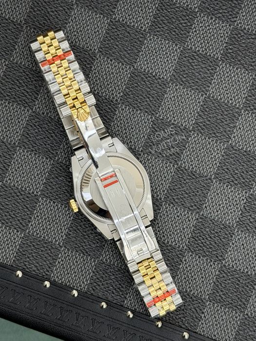 Rolex Date-Just 31 Olive Green Diamond Dial