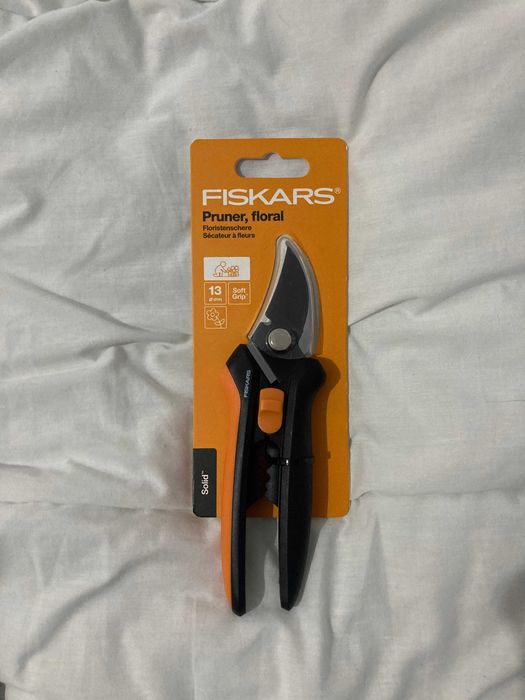 Foarfeca vie Fiskars Solid SP14
