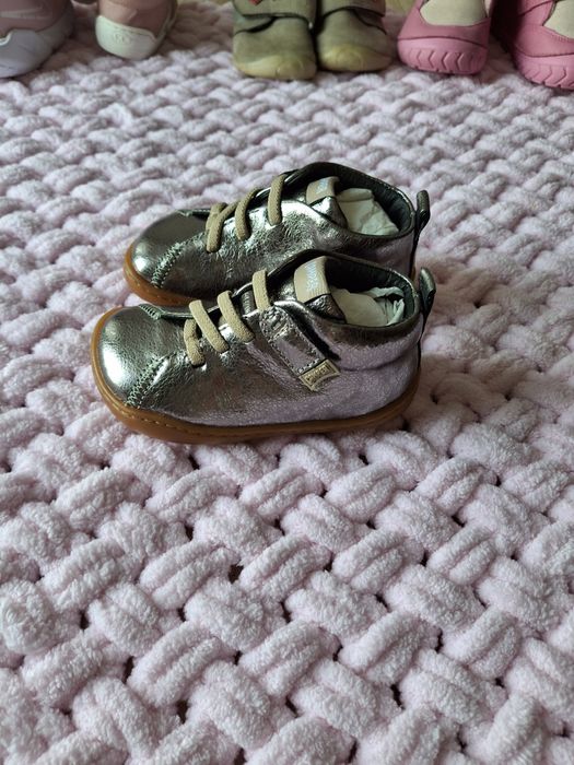 Детски обувки Camper 22 номер( нови)