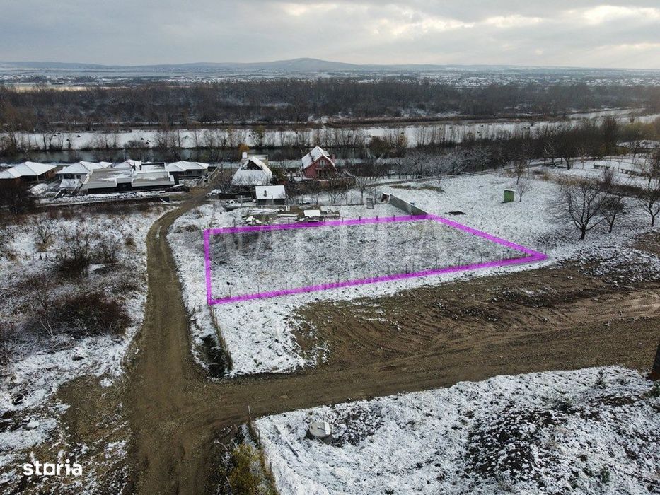 Teren intravilan pentru constructii de vanzare in Podgoria Oradea, Ora