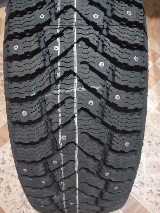 Зимняя резина,новая.