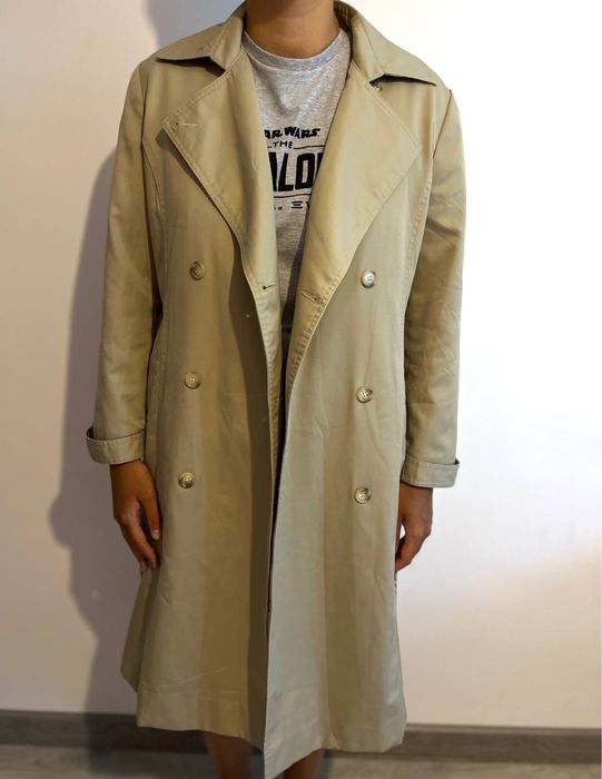 Бежевый тренч женский