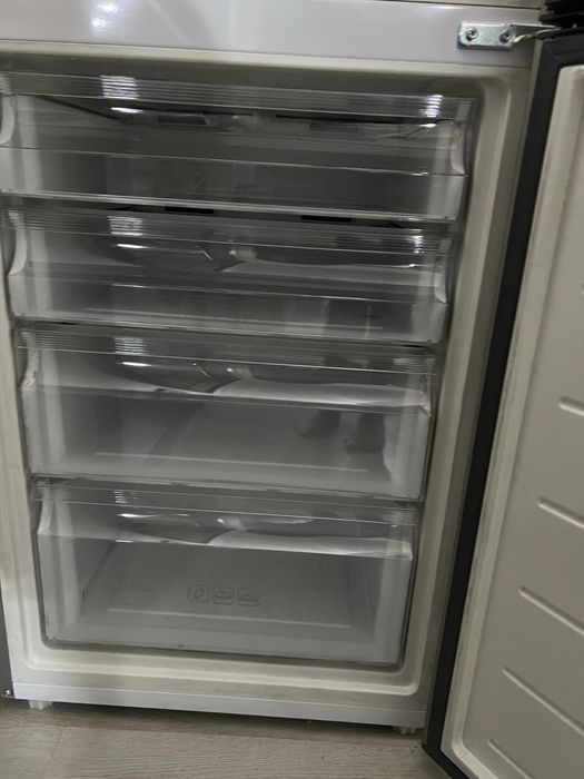 Холодильник Haier