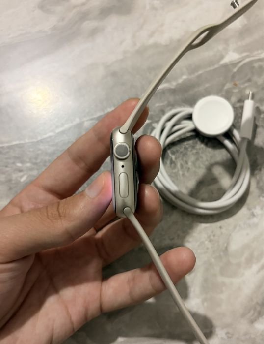 Apple Watch 8 41mm 100% Starlight