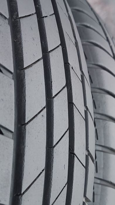 4бр. летни гуми 215/60/17 Bridgestone T005, 100H,  XL подсилени 
dot24