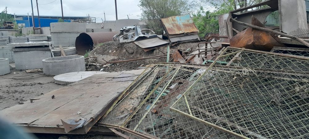 Металаломметалом