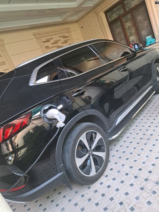 BYD song plus flagship