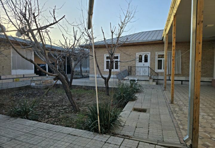 Продается ховли Улугбек-Оби рахмат