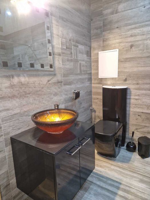 Дава се под наем Двустаен апартамент в София, Полигона - 90 кв.м за 663 € - Снимка #7