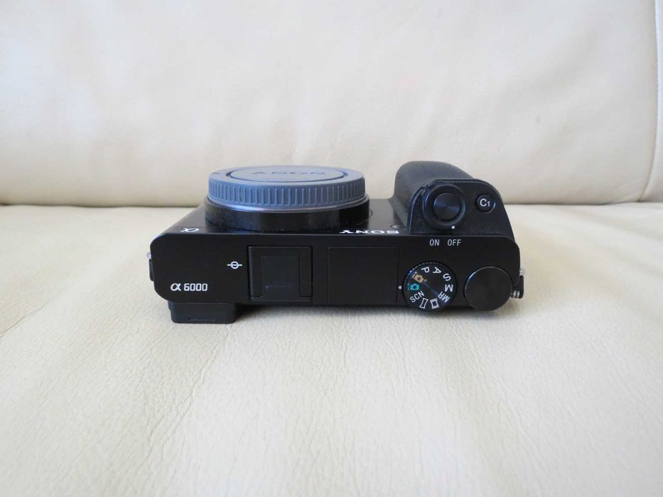 Aparat foto Mirrorless Sony Alpha A6000 24.3MP (Body)