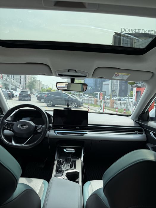 Geely sedan 2023 vs gentra