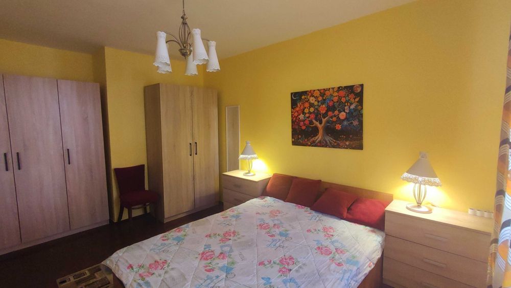 Inchiriez apartament 2 camere in Resita + loc de parcare - Zona Centrala (Facultate / Liceul Traian Lalescu)