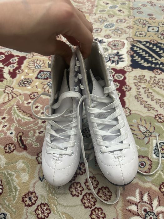 Продам коньки детский , размер 33