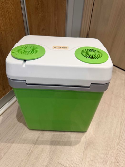 Хладилнa чанта Severin KB2922 230/12v , 20л, топло студенo