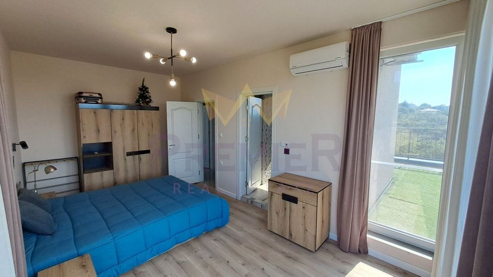 Къща в Варна, област-с.Приселци площ 160 цена 325000
