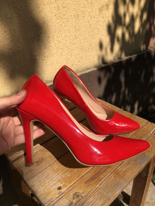 Pantofi lac roșu cu toc 9 cm
