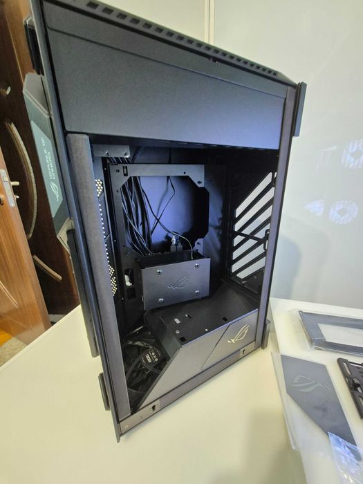 Vand carcasa Asus ROG Z11